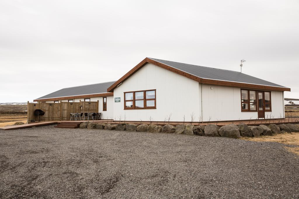 Skalinn Between Gullfoss And Geysir - Myrkholt Farm Haukadalur Exterior foto
