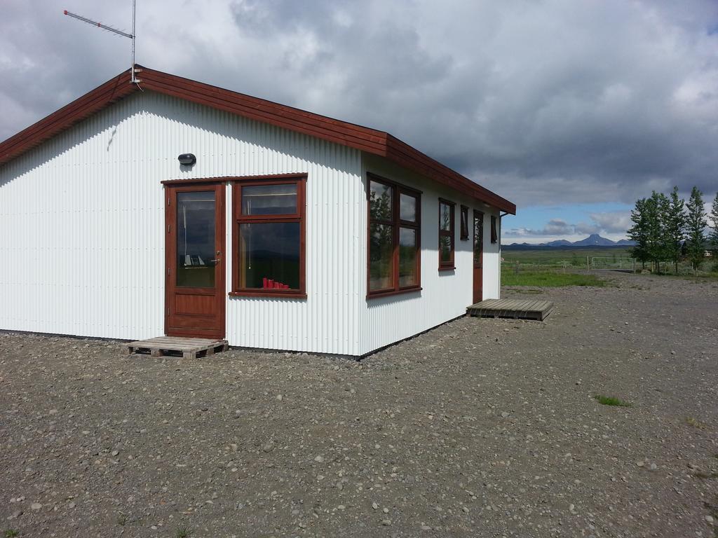 Skalinn Between Gullfoss And Geysir - Myrkholt Farm Haukadalur Exterior foto