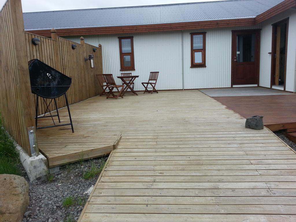 Skalinn Between Gullfoss And Geysir - Myrkholt Farm Haukadalur Exterior foto